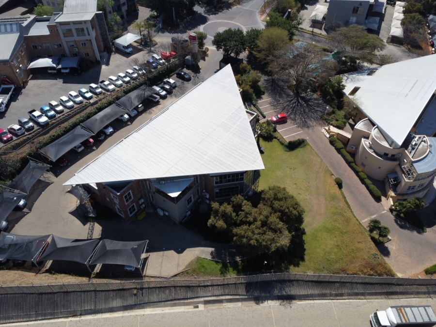  Bedroom Property for Sale in Kyalami Park Gauteng