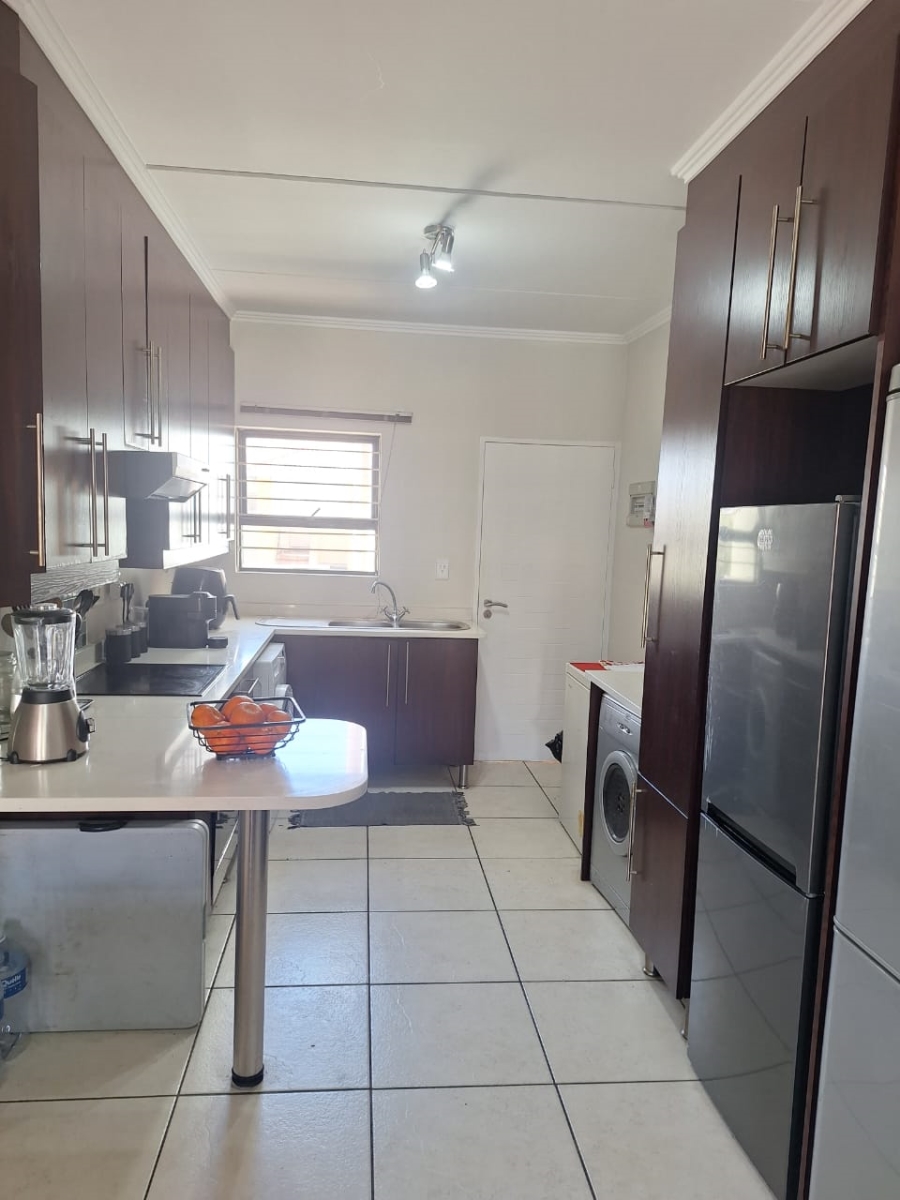 2 Bedroom Property for Sale in Acacia Gauteng