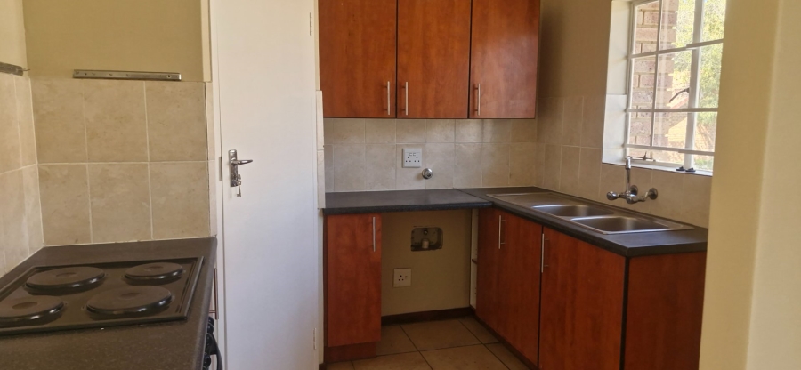 2 Bedroom Property for Sale in The Reeds Gauteng