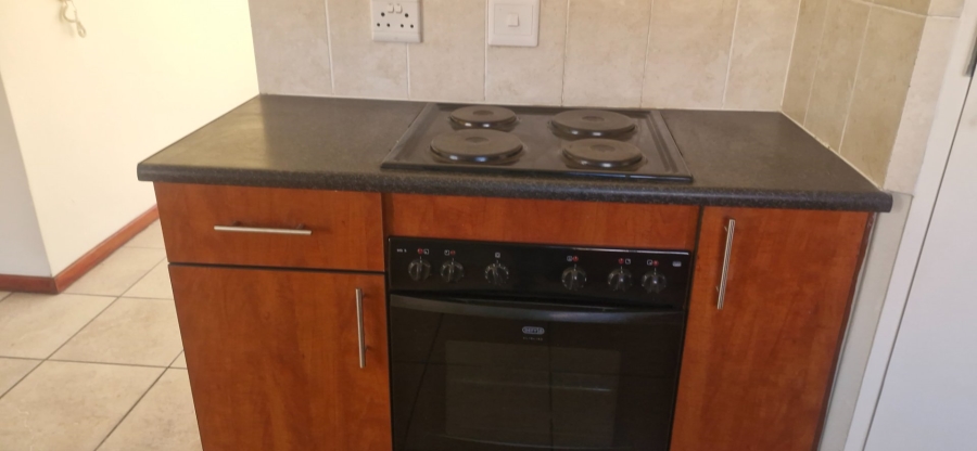 2 Bedroom Property for Sale in The Reeds Gauteng