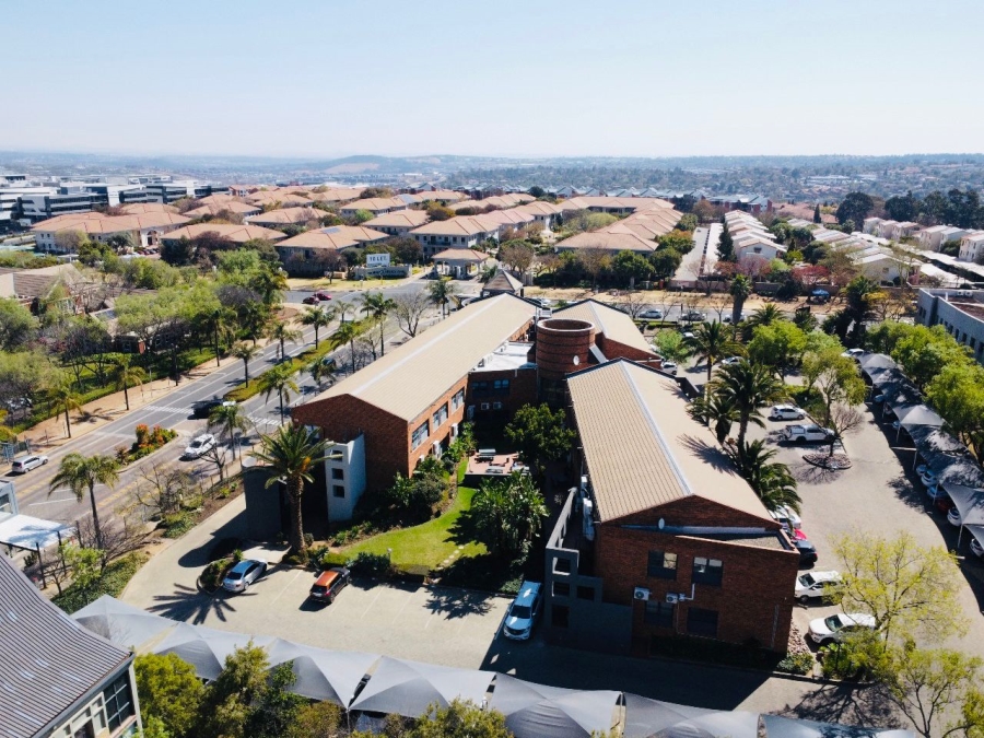  Bedroom Property for Sale in Vorna Valley Gauteng