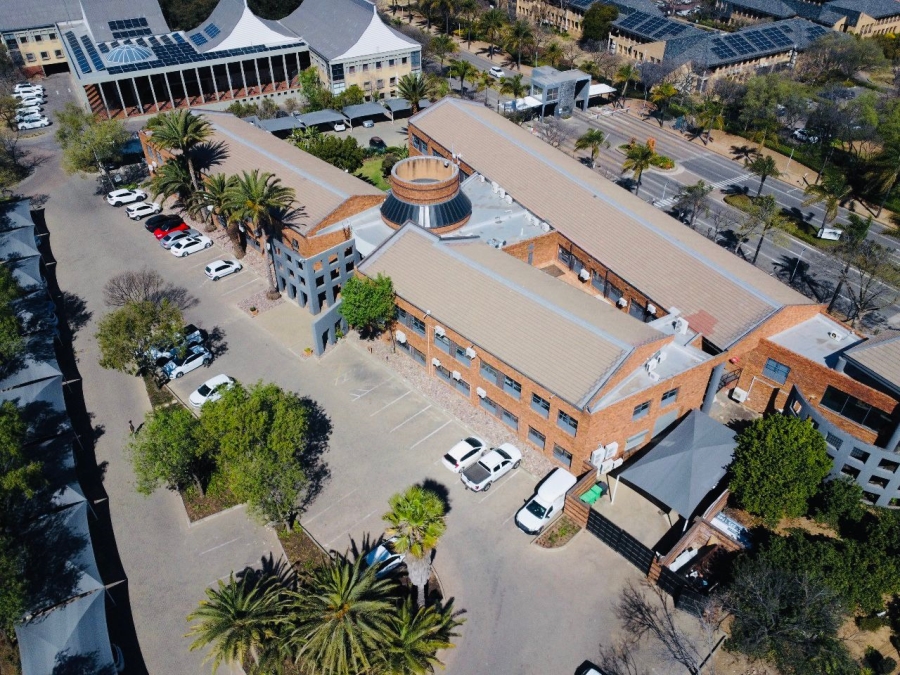  Bedroom Property for Sale in Vorna Valley Gauteng