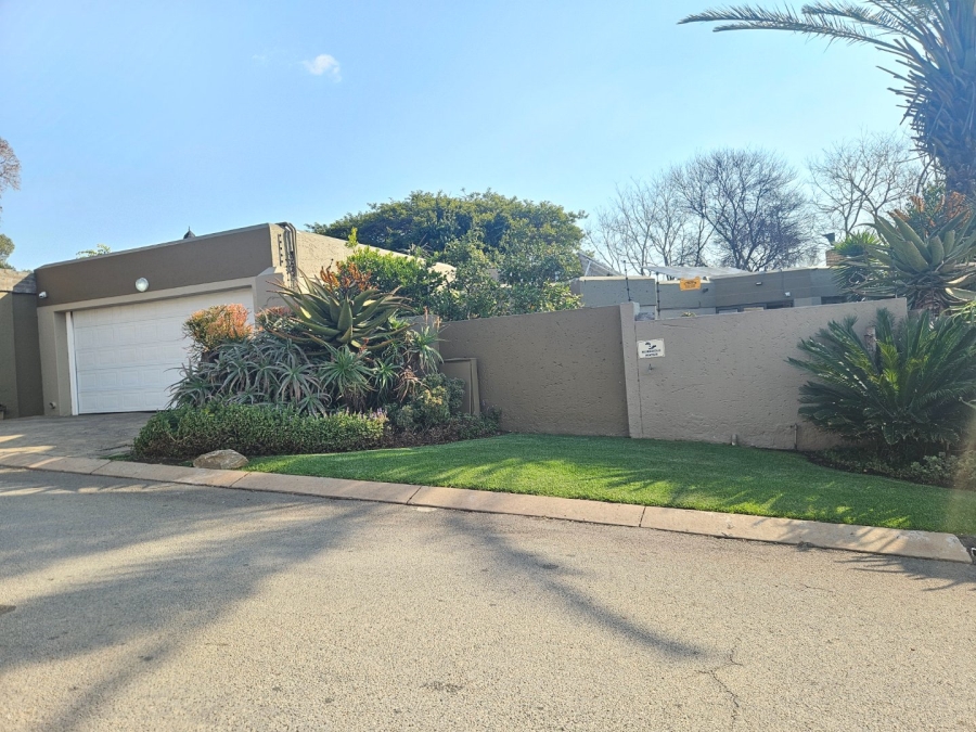 3 Bedroom Property for Sale in Bromhof Gauteng