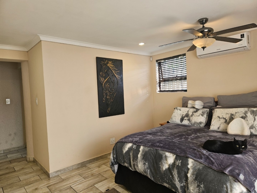 3 Bedroom Property for Sale in Bromhof Gauteng
