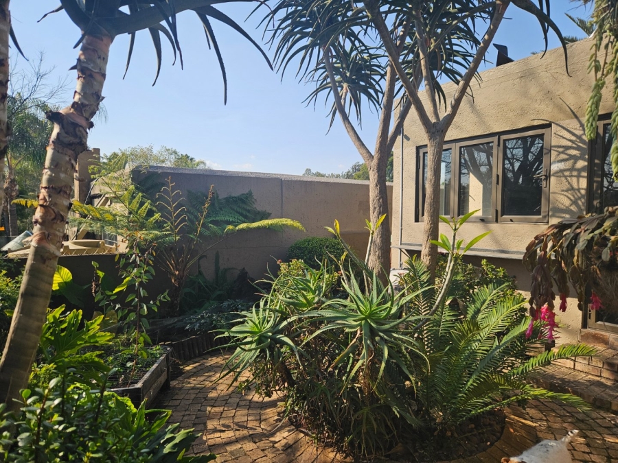 3 Bedroom Property for Sale in Bromhof Gauteng