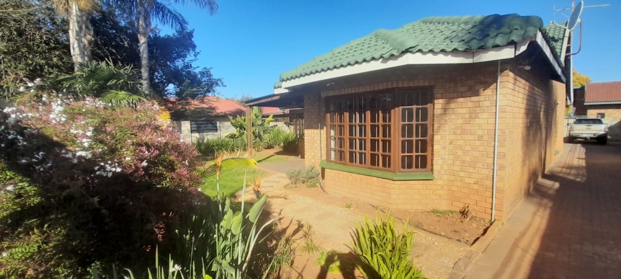 3 Bedroom Property for Sale in Moreleta Park Gauteng