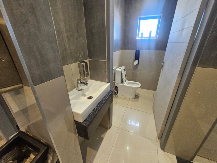 To Let commercial Property for Rent in Raslouw Gauteng