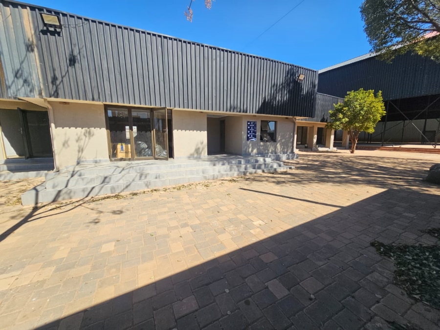 To Let commercial Property for Rent in Raslouw Gauteng