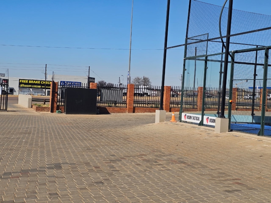 To Let commercial Property for Rent in Raslouw Gauteng