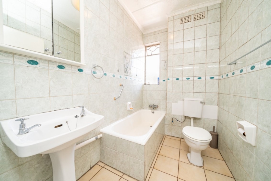 2 Bedroom Property for Sale in Lyndhurst Gauteng