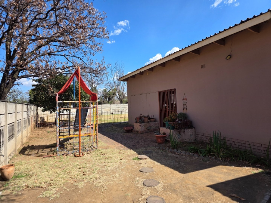 5 Bedroom Property for Sale in Vanderbijlpark SW 1 Gauteng