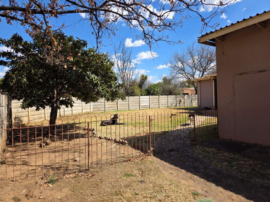 5 Bedroom Property for Sale in Vanderbijlpark SW 1 Gauteng