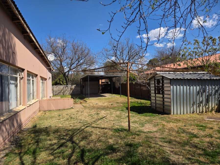 5 Bedroom Property for Sale in Vanderbijlpark SW 1 Gauteng