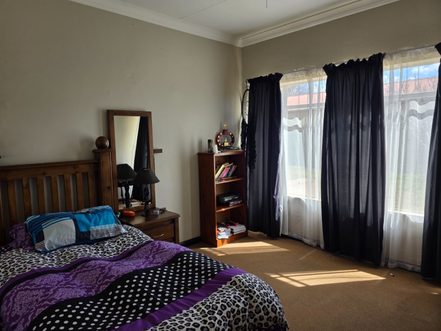 5 Bedroom Property for Sale in Vanderbijlpark SW 1 Gauteng