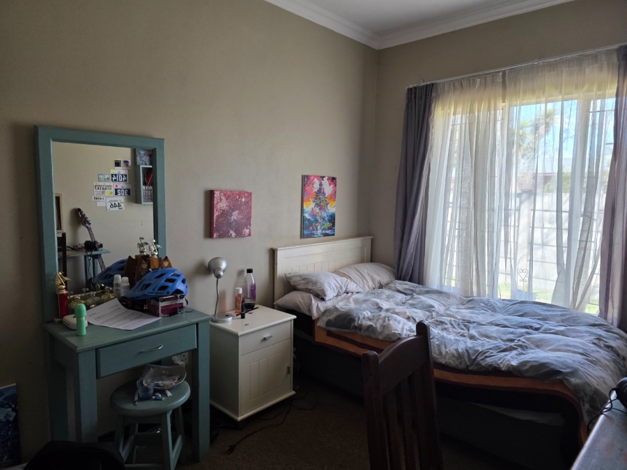 5 Bedroom Property for Sale in Vanderbijlpark SW 1 Gauteng