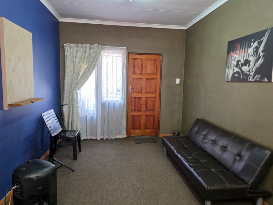 5 Bedroom Property for Sale in Vanderbijlpark SW 1 Gauteng