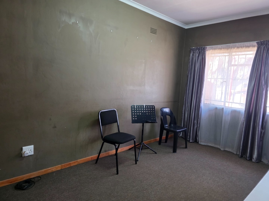5 Bedroom Property for Sale in Vanderbijlpark SW 1 Gauteng