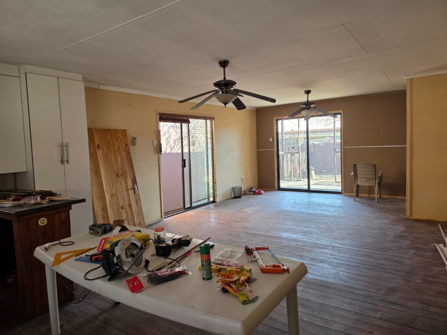 5 Bedroom Property for Sale in Vanderbijlpark SW 1 Gauteng
