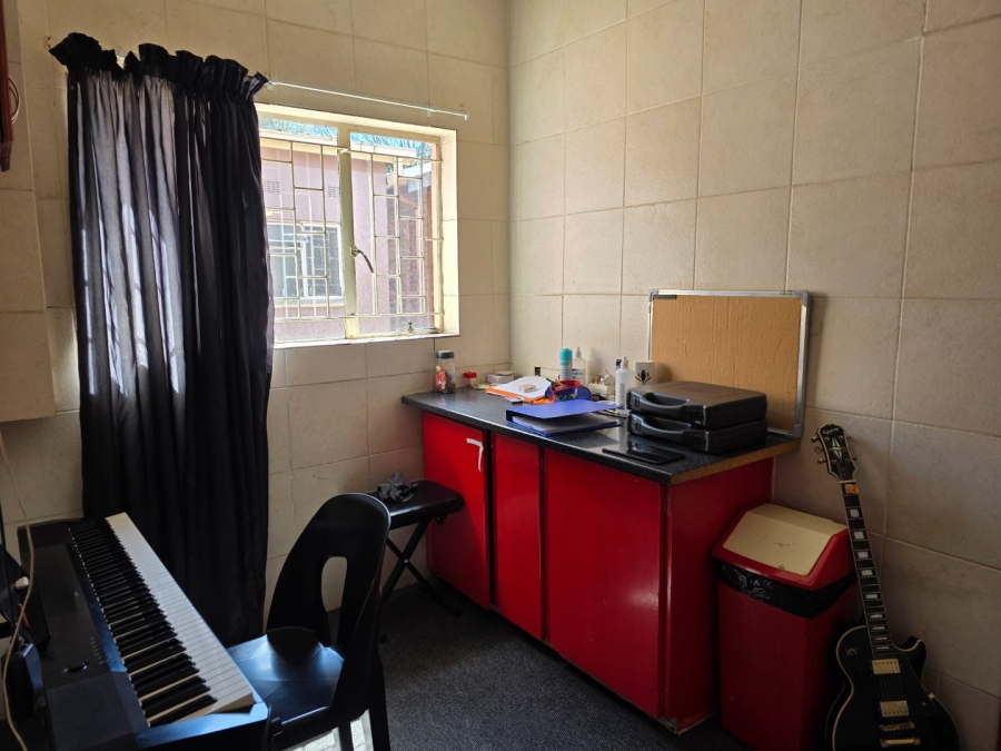 5 Bedroom Property for Sale in Vanderbijlpark SW 1 Gauteng