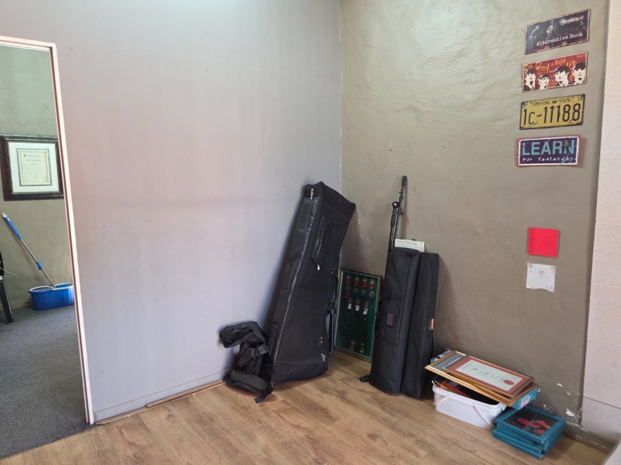 5 Bedroom Property for Sale in Vanderbijlpark SW 1 Gauteng