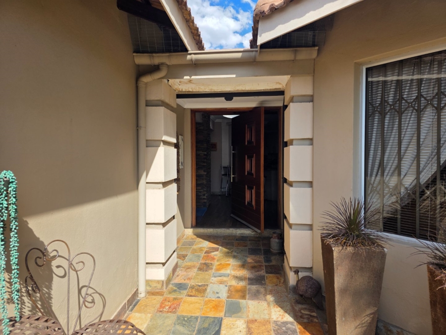 3 Bedroom Property for Sale in Vanderbijlpark SE 4 Gauteng