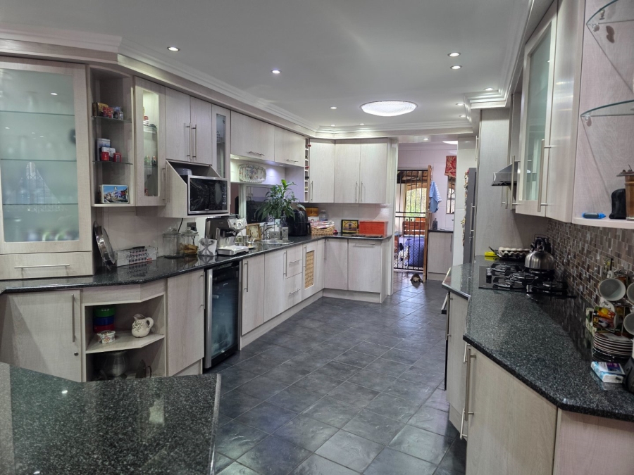 3 Bedroom Property for Sale in Vanderbijlpark SE 4 Gauteng
