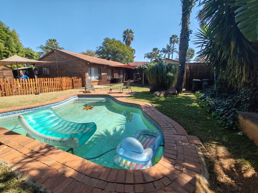 3 Bedroom Property for Sale in Doornpoort Gauteng