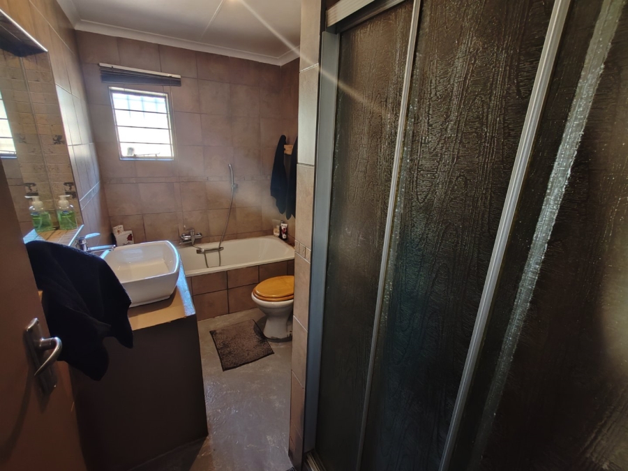 3 Bedroom Property for Sale in Doornpoort Gauteng