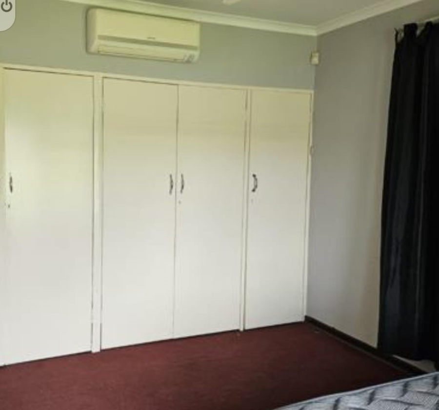 3 Bedroom Property for Sale in Zakariyya Park Gauteng