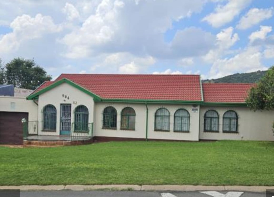3 Bedroom Property for Sale in Zakariyya Park Gauteng