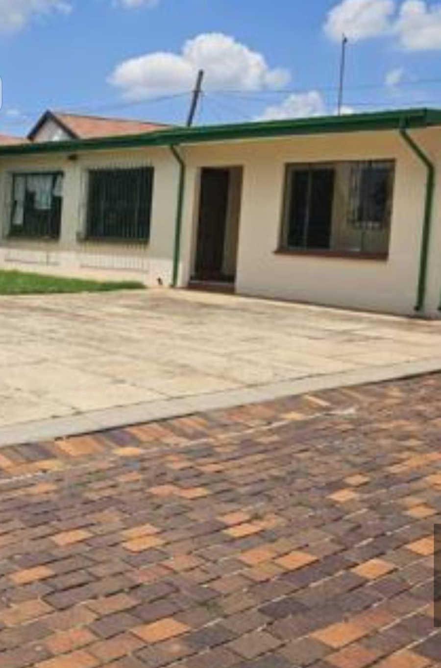3 Bedroom Property for Sale in Zakariyya Park Gauteng