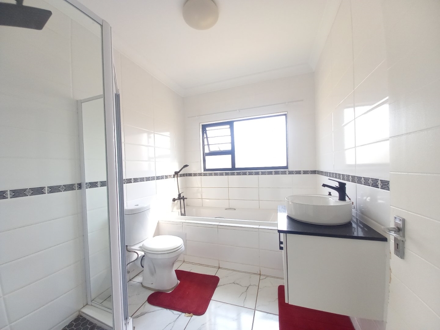 3 Bedroom Property for Sale in Heatherview Gauteng