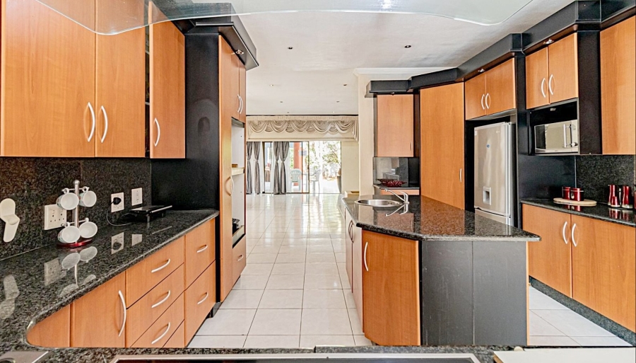 4 Bedroom Property for Sale in Sharon Park Gauteng