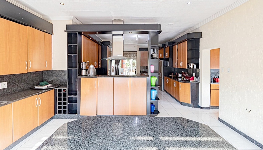 4 Bedroom Property for Sale in Sharon Park Gauteng