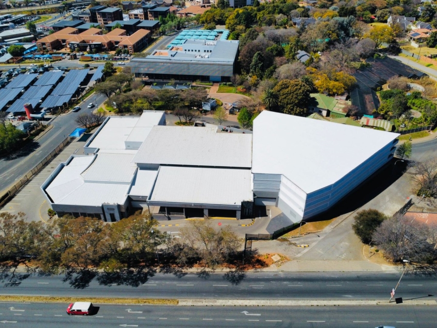 To Let commercial Property for Rent in Constantia Kloof Gauteng