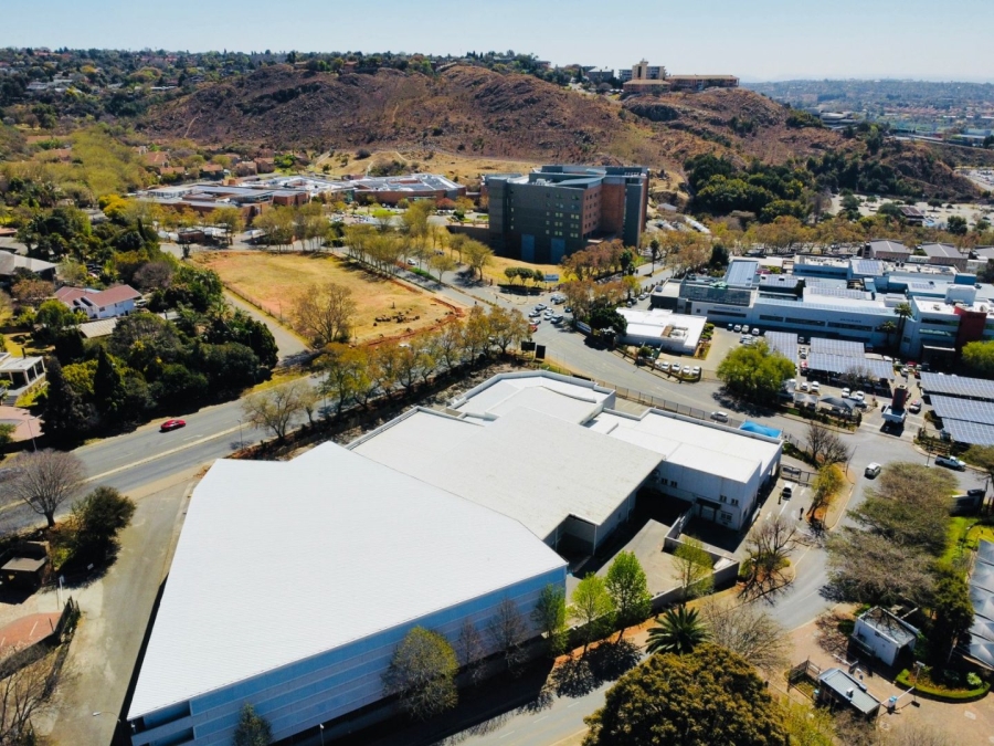 To Let commercial Property for Rent in Constantia Kloof Gauteng
