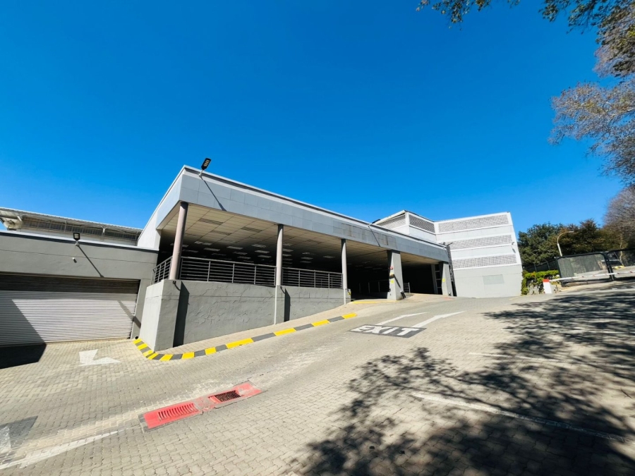 To Let commercial Property for Rent in Constantia Kloof Gauteng
