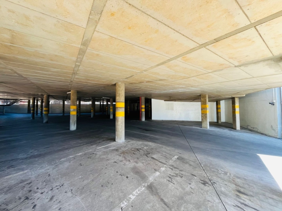 To Let commercial Property for Rent in Constantia Kloof Gauteng