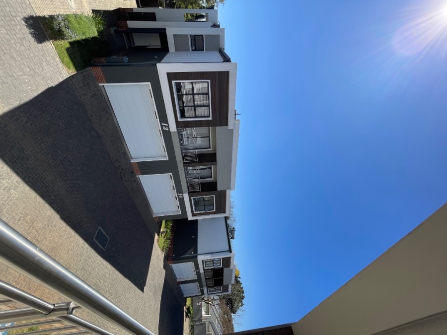 3 Bedroom Property for Sale in Sunninghill Gauteng