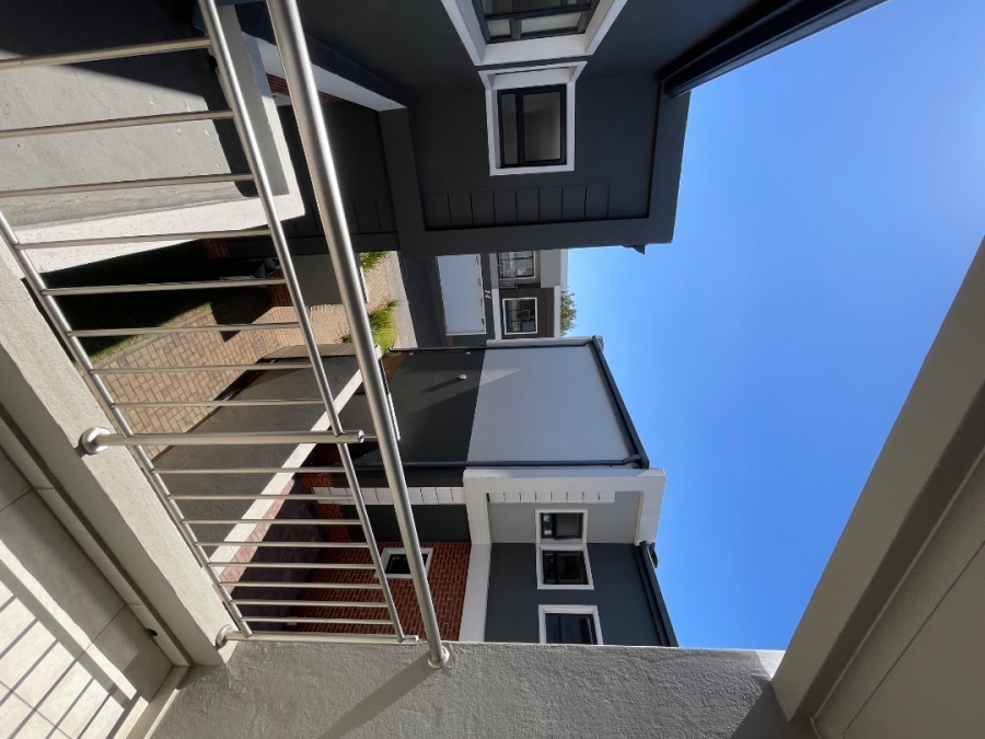 3 Bedroom Property for Sale in Sunninghill Gauteng