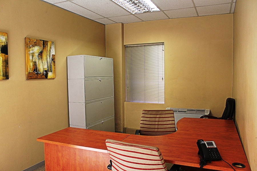  Bedroom Property for Sale in Woodmead Gauteng