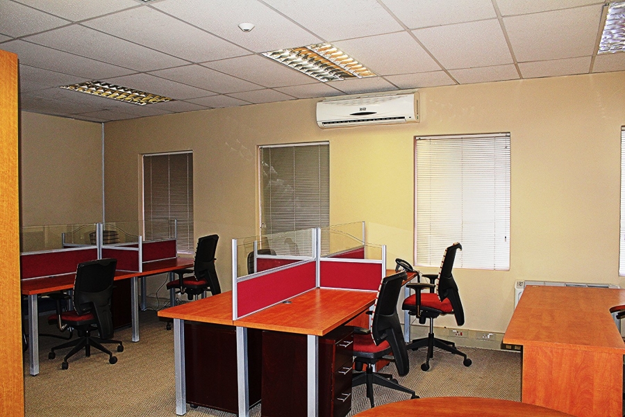  Bedroom Property for Sale in Woodmead Gauteng