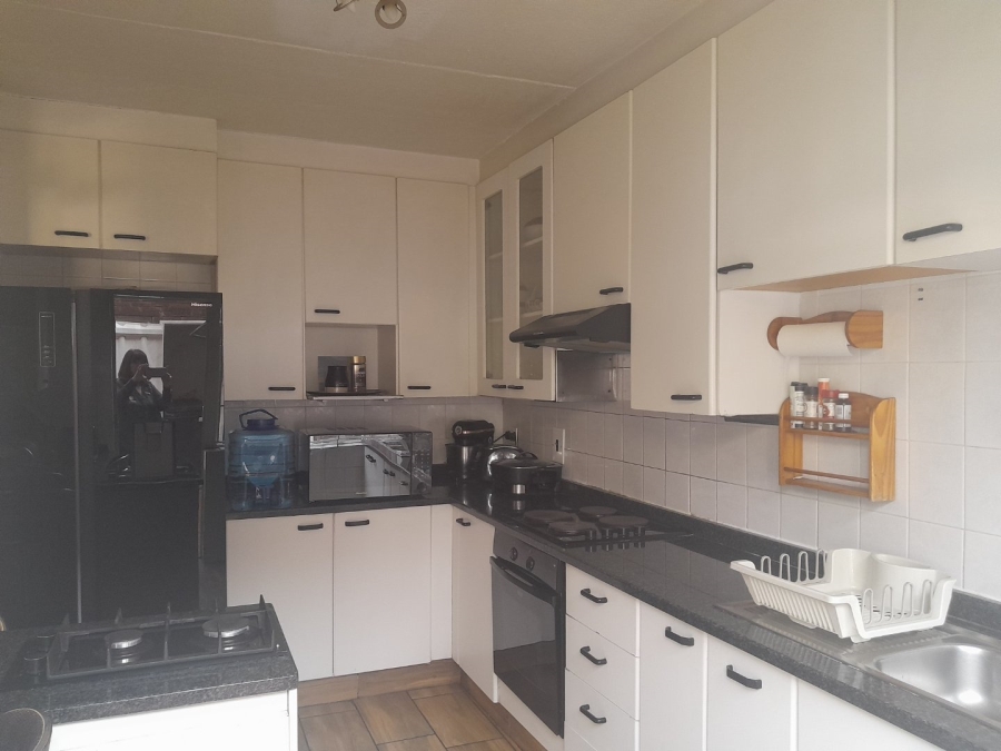 3 Bedroom Property for Sale in Bedford Gardens Gauteng