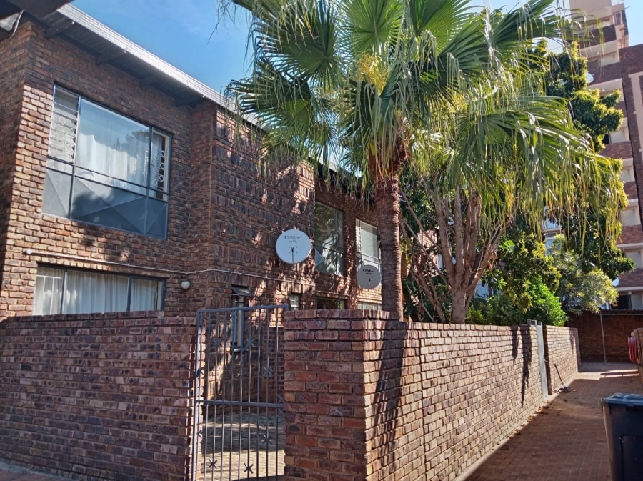 2 Bedroom Property for Sale in Pretoria North Gauteng