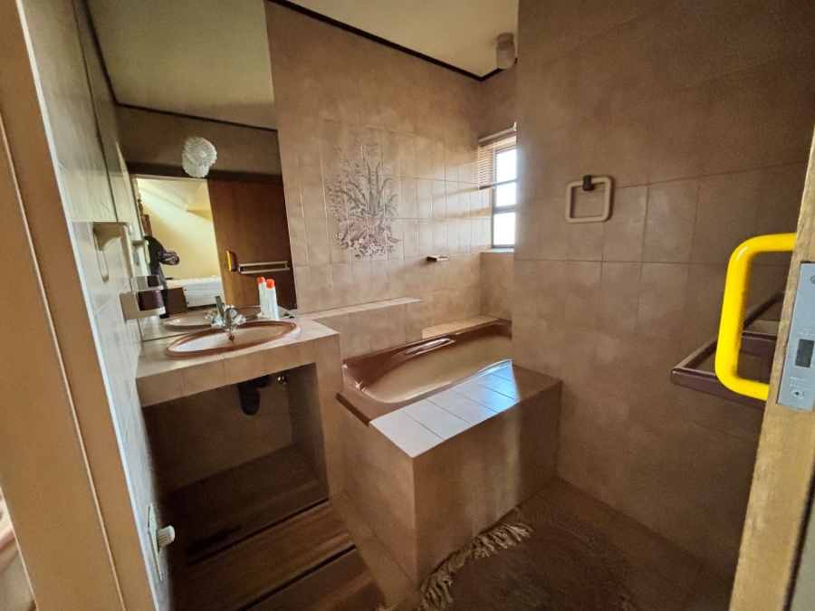  Bedroom Property for Sale in Bronkhorstbaai Gauteng