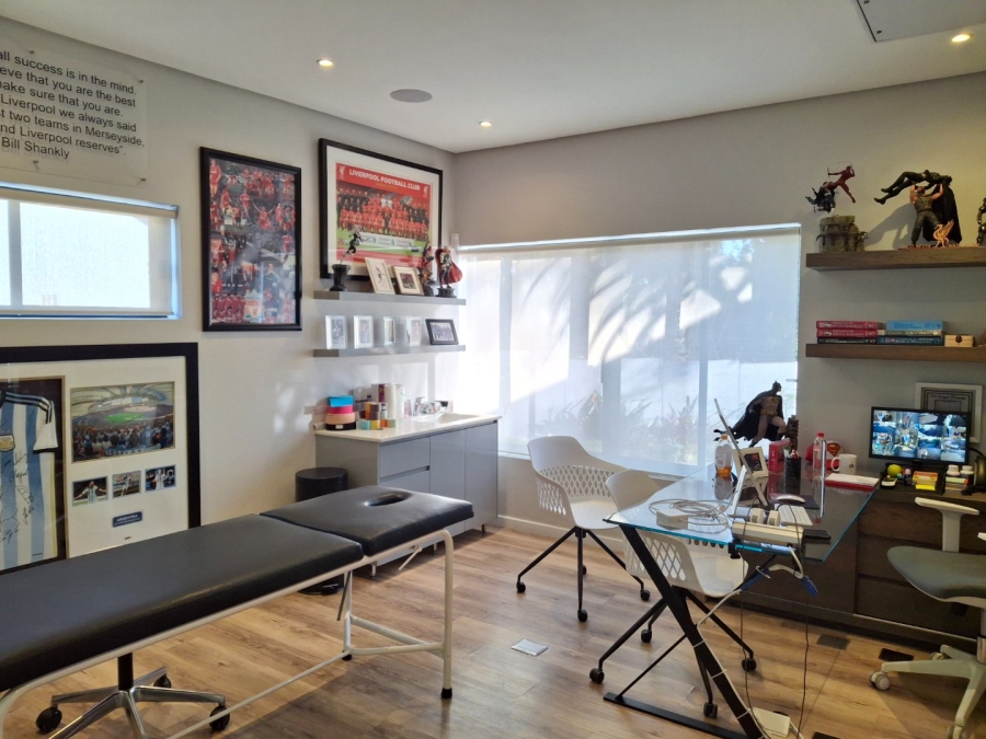  Bedroom Property for Sale in Pierneef Park Gauteng