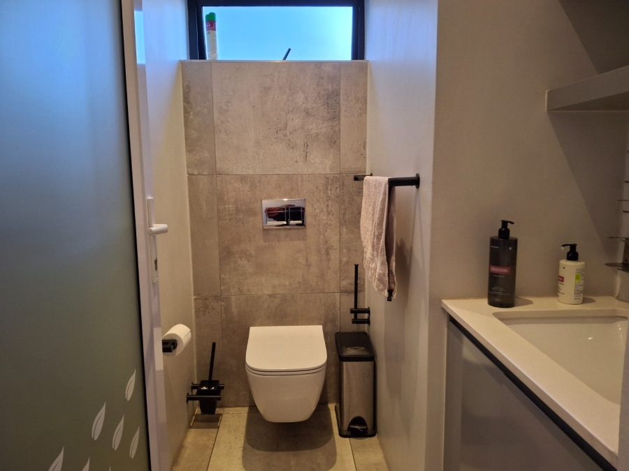  Bedroom Property for Sale in Pierneef Park Gauteng