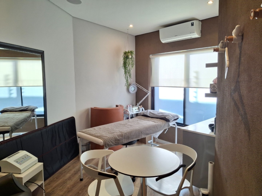  Bedroom Property for Sale in Pierneef Park Gauteng