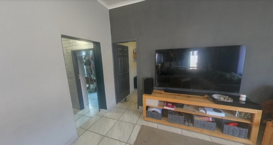 5 Bedroom Property for Sale in Capital Park Gauteng