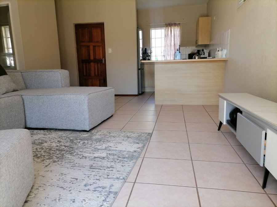 1 Bedroom Property for Sale in Willowbrook Gauteng